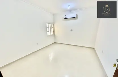 Apartment - 3 Bedrooms - 3 Bathrooms for rent in Madinat Khalifa North - Madinat Khalifa - Doha