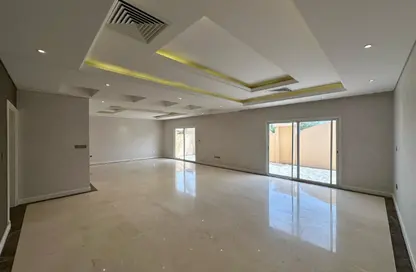 Compound - 3 Bedrooms - 4 Bathrooms for rent in Al Soudan - Al Soudan - Doha