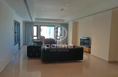 Apartment - 2 Bedrooms - 2 Bathrooms for rent in East Porto Drive - Porto Arabia - The Pearl Island - Doha