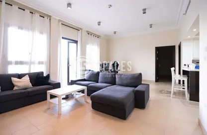 Apartment - 2 Bedrooms - 3 Bathrooms for sale in Mercato - Qanat Quartier - The Pearl Island - Doha