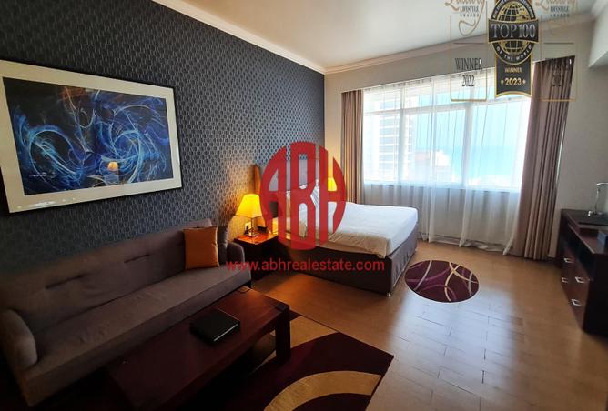 Apartment - 1 Bathroom for rent in Golden Bay Tower - West Bay - West Bay - Doha