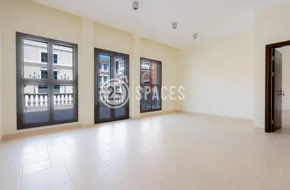 Apartment - 1 Bedroom - 2 Bathrooms for rent in Teatro - Qanat Quartier - The Pearl Island - Doha