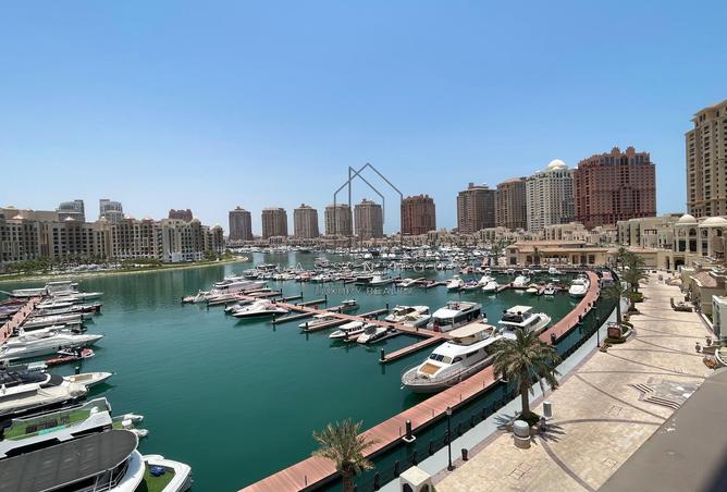 Townhouse - 2 Bedrooms - 3 Bathrooms for rent in East Porto Drive - Porto Arabia - The Pearl Island - Doha