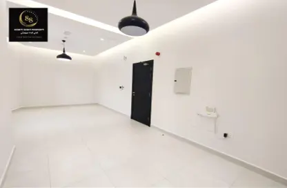 Apartment - 2 Bedrooms - 2 Bathrooms for rent in Al Nasr Street - Al Nasr - Doha