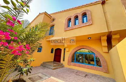 Compound - 3 Bedrooms - 4 Bathrooms for rent in Mamoura 18 - Al Maamoura - Doha