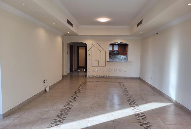 Apartment - 2 Bedrooms - 3 Bathrooms for sale in East Porto Drive - Porto Arabia - The Pearl Island - Doha