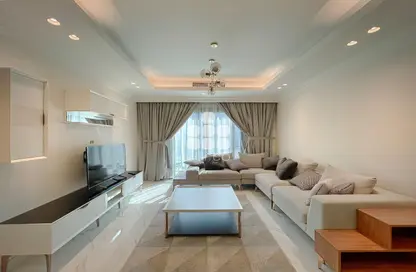 Apartment - 2 Bedrooms - 3 Bathrooms for rent in Giardino Gardens - Giardino Villas - The Pearl Island - Doha