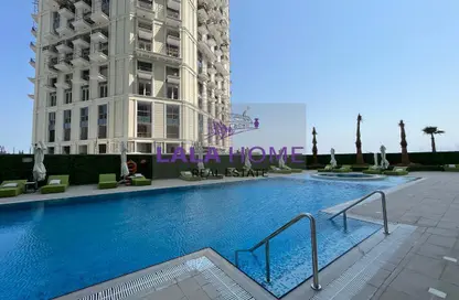 Penthouse - 3 Bedrooms - 4 Bathrooms for rent in Floresta Gardens - Floresta Gardens - The Pearl Island - Doha