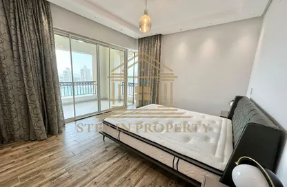 Apartment - 2 Bedrooms - 3 Bathrooms for rent in Viva West - Viva Bahriyah - The Pearl Island - Doha