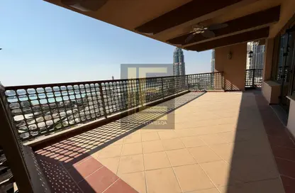 Apartment - 2 Bedrooms - 2 Bathrooms for rent in East Porto Drive - Porto Arabia - The Pearl Island - Doha