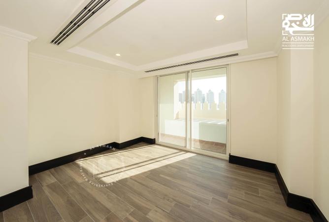 Apartment - 1 Bedroom - 2 Bathrooms for rent in Tower 6 - Viva Bahriyah - The Pearl Island - Doha