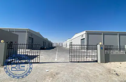 Warehouse - Studio - 1 Bathroom for rent in Jerry Al Samur - Birkat Al Awamer - Al Wakra