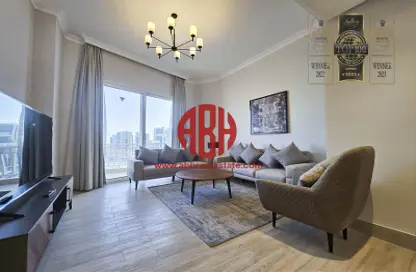 Apartment - 2 Bedrooms - 3 Bathrooms for rent in Marina Tower 12 - Marina District - Lusail