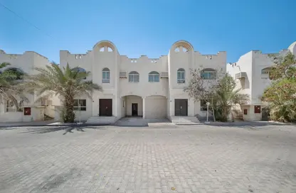 Villa - 5 Bedrooms - 4 Bathrooms for rent in Al Thumama - Al Thumama - Doha