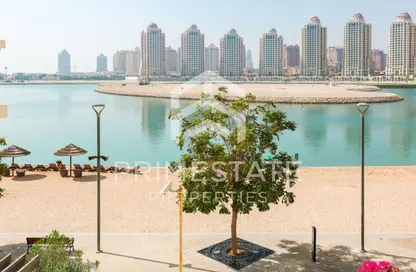 Apartment - 2 Bedrooms - 2 Bathrooms for rent in West Bay Lagoon - Doha