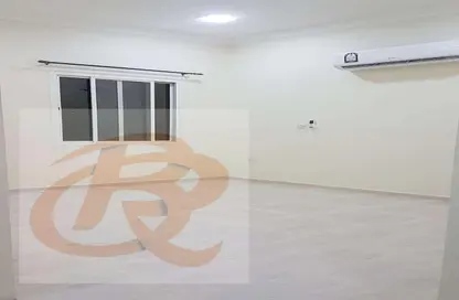 Apartment - 1 Bathroom for rent in Osama Bin Zaid Street - Al Aziziyah - Doha