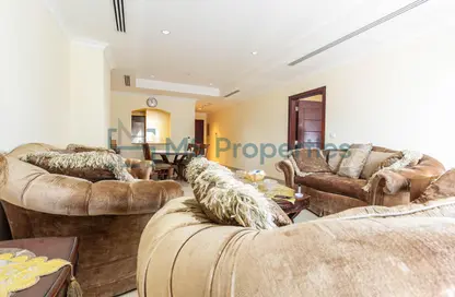 Apartment - 1 Bedroom - 2 Bathrooms for rent in West Porto Drive - Porto Arabia - The Pearl Island - Doha