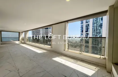 Apartment - 2 Bedrooms - 3 Bathrooms for rent in West Bay Tower - West Bay - West Bay - Doha