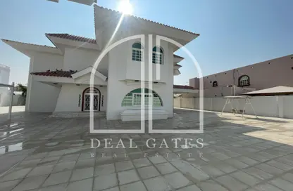 Villa - 6 Bathrooms for rent in Al Thumama - Al Thumama - Doha