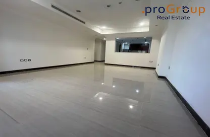 Apartment - 2 Bedrooms - 2 Bathrooms for rent in East Porto Drive - Porto Arabia - The Pearl Island - Doha