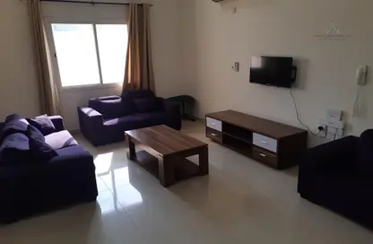 Apartment - 1 Bedroom - 1 Bathroom for rent in Umm Ghuwalina - Umm Ghuwailina - Doha