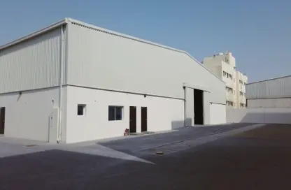 Warehouse - Studio - 2 Bathrooms for rent in Industrial Area 2 - Industrial Area - Industrial Area - Doha