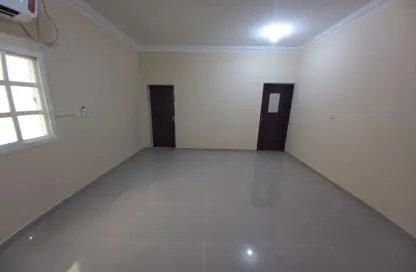 Apartment - 1 Bedroom - 1 Bathroom for rent in Al Maamoura - Al Maamoura - Doha