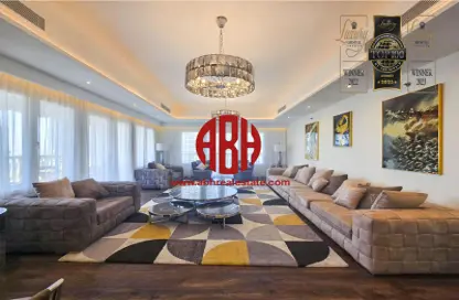 Apartment - 3 Bedrooms - 4 Bathrooms for rent in West Porto Drive - Porto Arabia - The Pearl Island - Doha