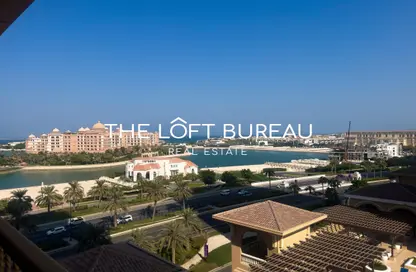 Apartment - 1 Bedroom - 2 Bathrooms for rent in Marina Gate - Porto Arabia - The Pearl Island - Doha