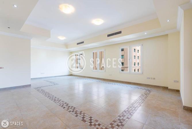 Apartment - 3 Bedrooms - 4 Bathrooms for rent in West Porto Drive - Porto Arabia - The Pearl Island - Doha