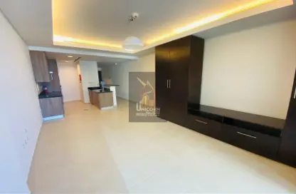 Apartment - 1 Bathroom for rent in Viva West - Viva Bahriyah - The Pearl Island - Doha