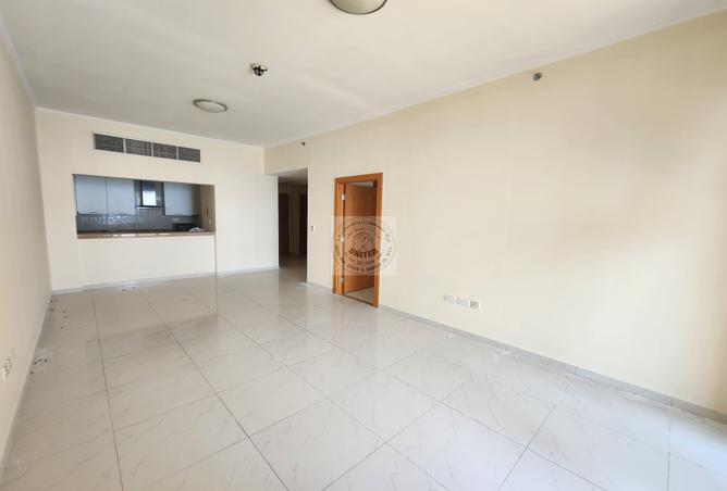 Apartment - 2 Bedrooms - 3 Bathrooms for rent in Tower 29 - Viva Bahriyah - The Pearl Island - Doha