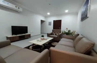 Apartment - 2 Bedrooms - 2 Bathrooms for rent in Al Muntazah Street - Al Muntazah - Doha