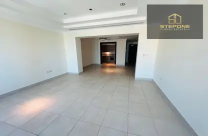 Apartment - 1 Bedroom - 2 Bathrooms for rent in Tuscan Tower - Porto Arabia - The Pearl Island - Doha