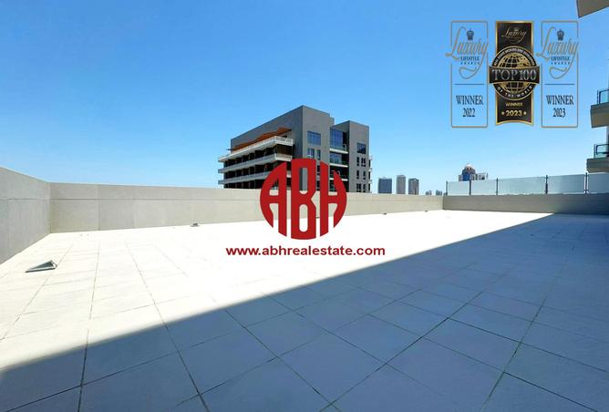 Apartment - 1 Bedroom - 2 Bathrooms for rent in Marina Residence 16 - Marina District - Lusail