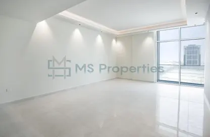 Apartment - 2 Bedrooms - 3 Bathrooms for sale in Lusail City - Lusail