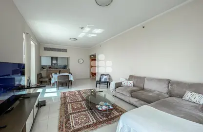 Apartment - 2 Bedrooms - 3 Bathrooms for rent in Tower 29 - Viva Bahriyah - The Pearl Island - Doha