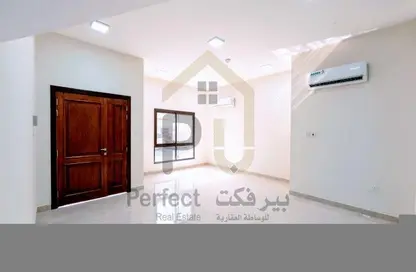 Compound - 5 Bedrooms - 4 Bathrooms for rent in Al Markhiya Street - Al Markhiya - Doha