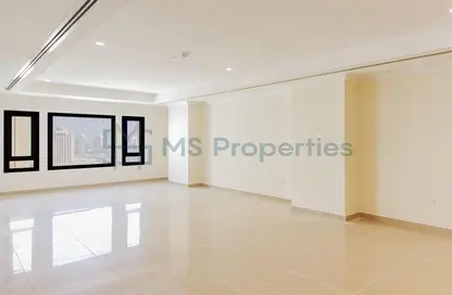 Apartment - 1 Bedroom - 2 Bathrooms for rent in East Porto Drive - Porto Arabia - The Pearl Island - Doha