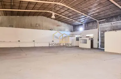 Warehouse - Studio - 1 Bathroom for rent in Industrial Area 1 - Industrial Area - Doha