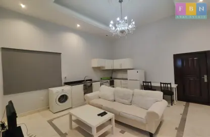 Apartment - 1 Bedroom - 1 Bathroom for rent in Al Kharaitiyat - Al Kharaitiyat - Umm Salal Mohammed