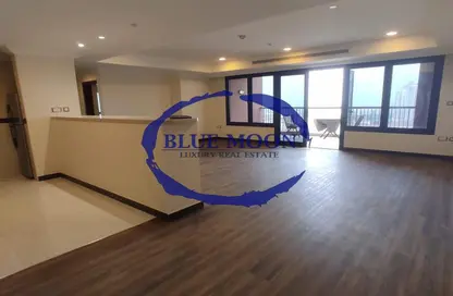 Apartment - 2 Bedrooms - 3 Bathrooms for rent in Piazza Arabia - Porto Arabia - The Pearl Island - Doha