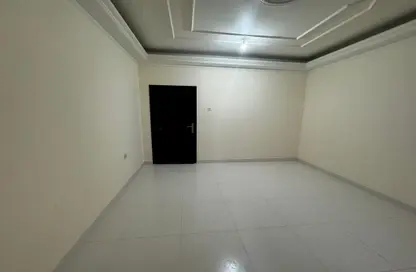 Villa - 1 Bathroom for rent in Old Airport Road - Doha