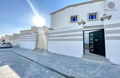 Villa - Studio - 5 Bathrooms for rent in Al Wukair - Al Wukair - Al Wakra