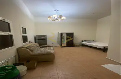 Apartment - 1 Bathroom for rent in Al Duhail - Doha