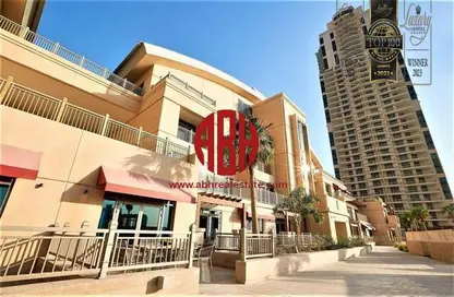 Townhouse - 2 Bedrooms - 3 Bathrooms for rent in Tower 9 - Abraj Quartiers - The Pearl Island - Doha