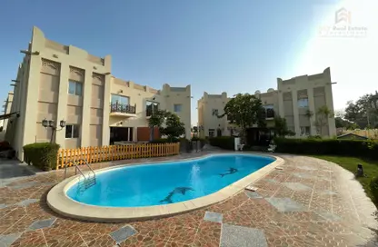 Compound - 3 Bedrooms - 4 Bathrooms for rent in South Gate - West Bay Lagoon - Doha