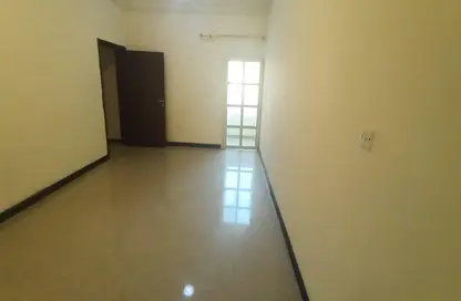 Apartment - 3 Bedrooms - 2 Bathrooms for rent in Al Mansoura - Doha