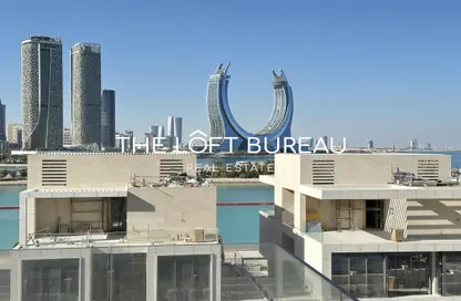 Apartment - 3 Bedrooms - 4 Bathrooms for sale in Gewan Island - The Pearl Island - Doha