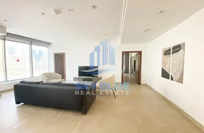 Apartment - 1 Bedroom - 2 Bathrooms for rent in Corniche Road - Corniche Road - Doha